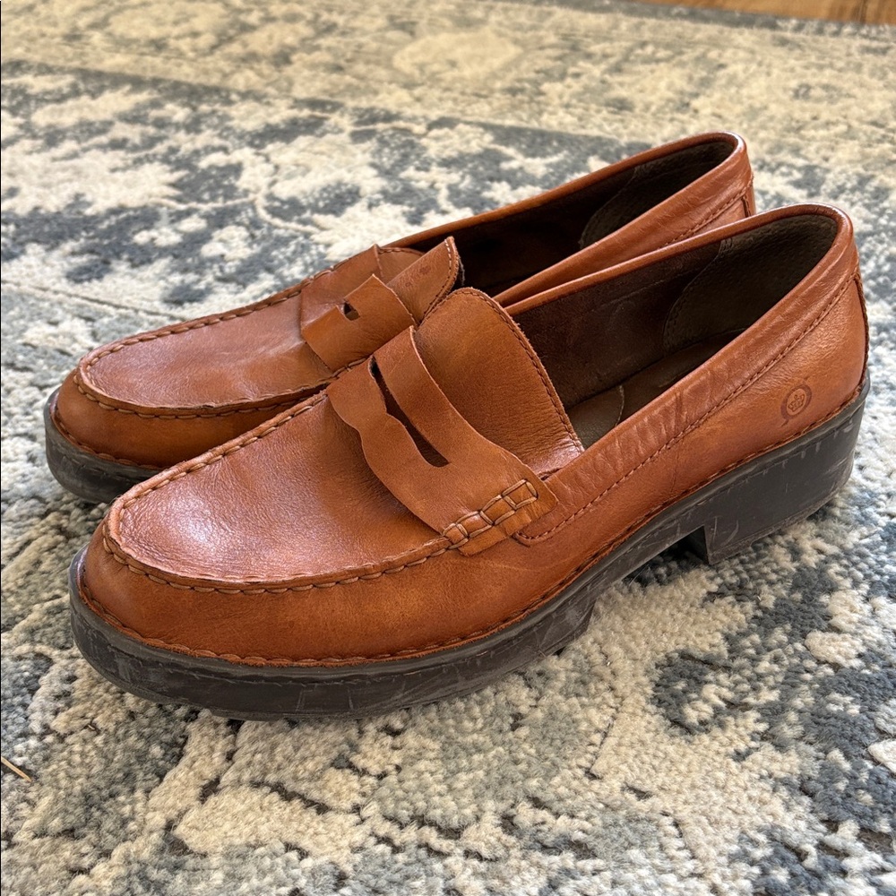 Born Carrera Brown Leather Lugged Sole Slip On Platform Penny Loafer Women 10